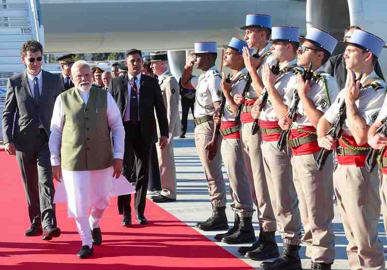 PM Modi France