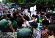 Patna BPSC Protest Turns Chaotic As Students Break Barricades, Clash With Police